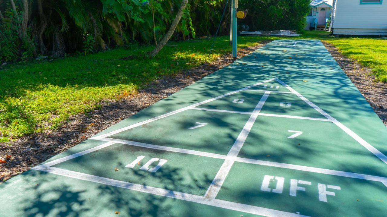 Gulf Breeze Cottages サニベル エクステリア 写真