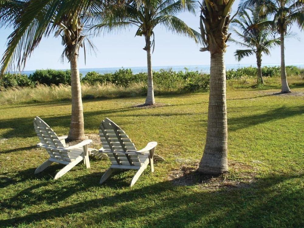 Gulf Breeze Cottages サニベル エクステリア 写真